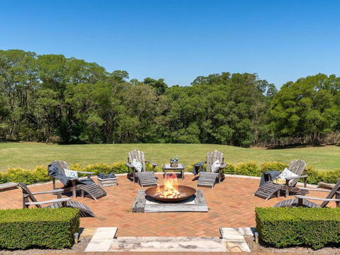 Jaspers Brush - Tranquil Gardens & Stunning Views - Darwin Holiday 3