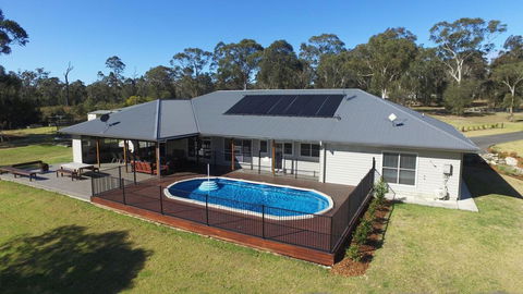 Jervis Bay Country Retreat - Rural Family Retreat! - Darwin Holiday 2