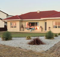 Jewel of the South Beachside Holiday Rental - Darwin Holiday
