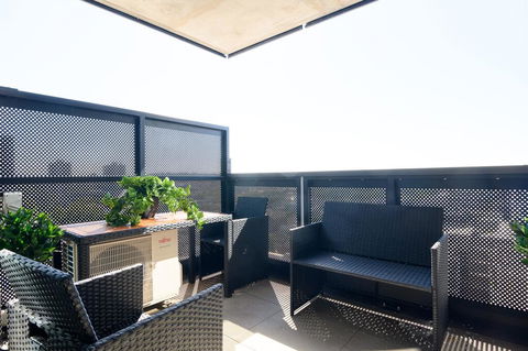 JUDD Your Stylish Richmond Abode Awaits You - Darwin Holiday 1