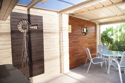 Junction Motel - Darwin Holiday 1