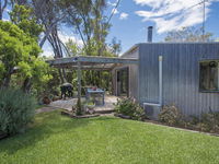 Just Beachy Beach House - Pet Friendly