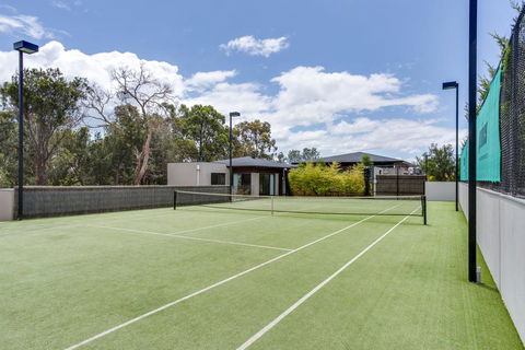 Kalina Retreat: Resort Style Tennis & Pool - Darwin Holiday 3