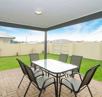 Kangaroo Retreat - Darwin Holiday