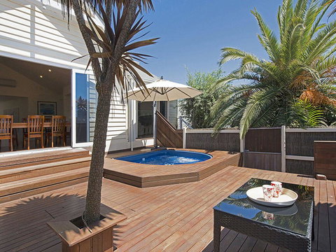 KaniCoast - Darwin Holiday 1