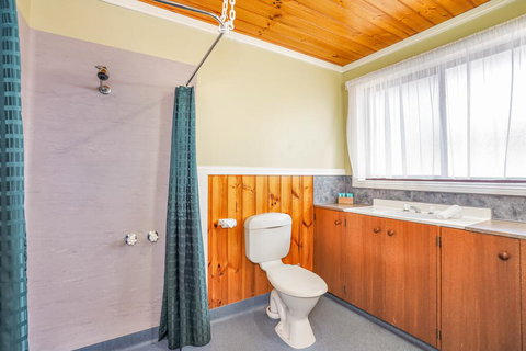 Kellraine Holiday Units - Darwin Holiday 2