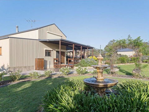 Kelman Cottage - Tucked Away With Pool + Native Wildlife - Darwin Holiday 1