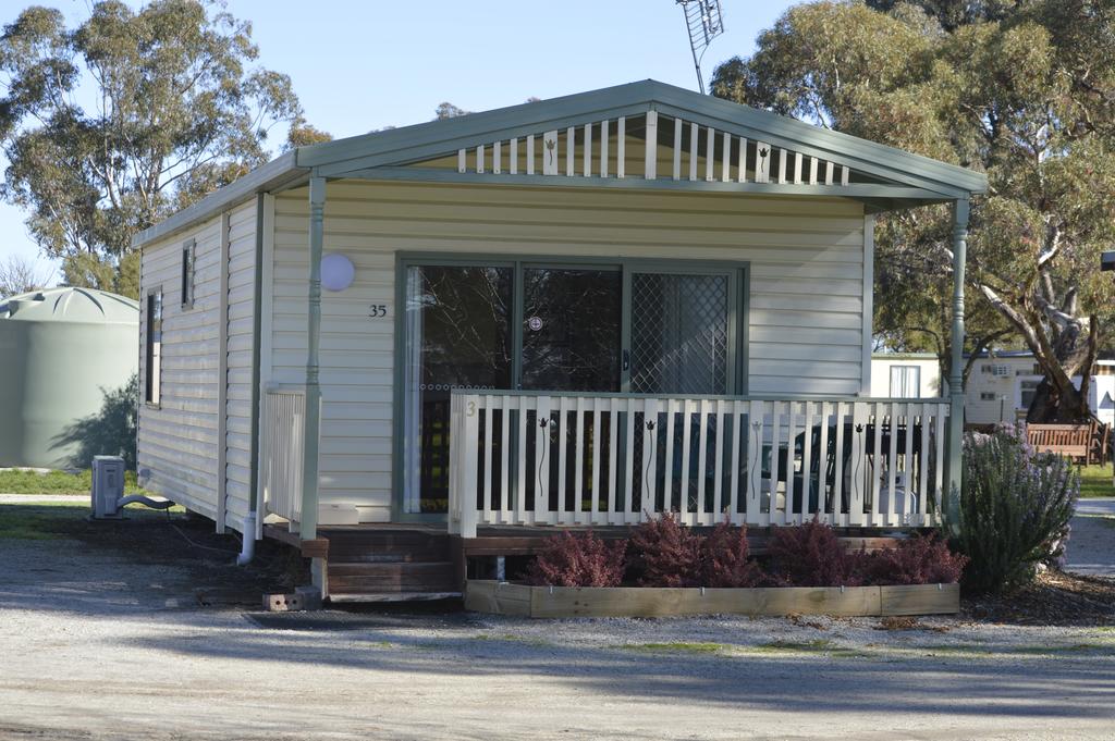 Pine View VIC Darwin Holiday