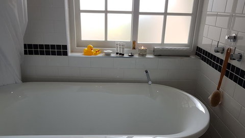 Kernow - Darwin Holiday 2