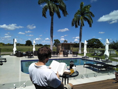 Kernow - Darwin Holiday 0