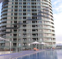 Kesh at Infinity Towers - Darwin Holiday