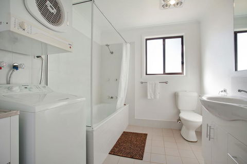 Kestrels Rest 2/116 Gippsland Street - Darwin Holiday 1