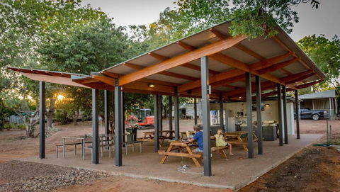 Kimberleyland Waterfront Holiday Park - Darwin Holiday 1