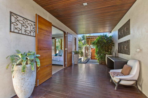 Kingscliff Balinese Beachfront Retreat - Darwin Holiday 0