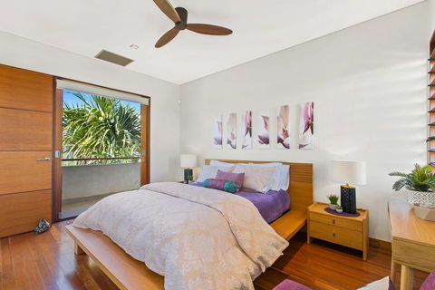 Kingscliff Balinese Beachfront Retreat - Darwin Holiday 1