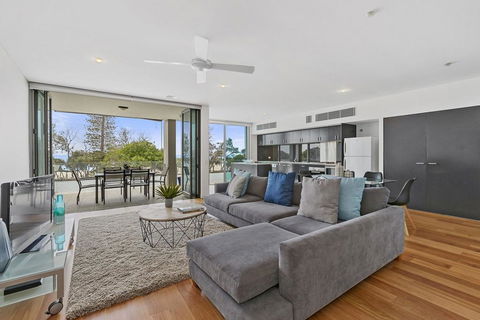 KINGSCLIFF NOR NOR EAST 101 ON MARINE PARADE - Darwin Holiday 3