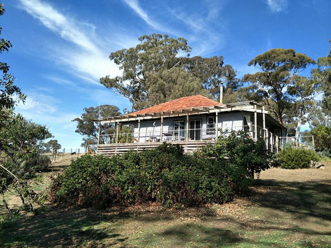 Kinross Metcalfe Farm - Darwin Holiday 0