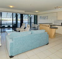 Kirribilli 13 - 2 BDRM Riverview Apartment