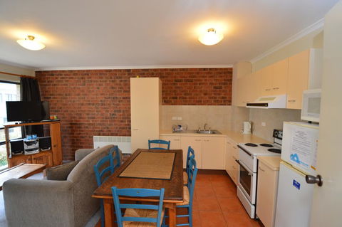 Kirwan 32 - Darwin Holiday 1