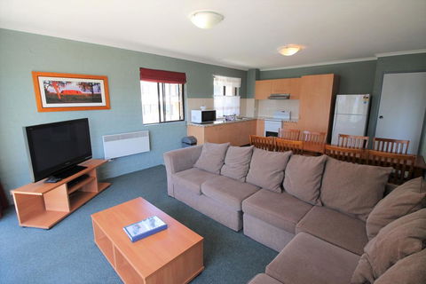 Kirwan Apartment 18 - Large Jindabyne Apartment - Darwin Holiday 3