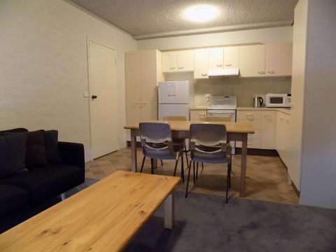 Kirwan Apartments 27 - Darwin Holiday 2