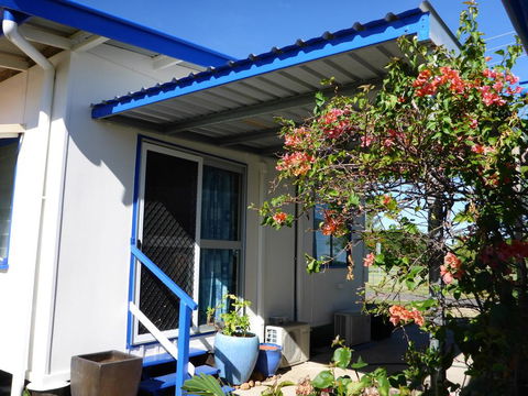 Kitches Cabin - Darwin Holiday 0