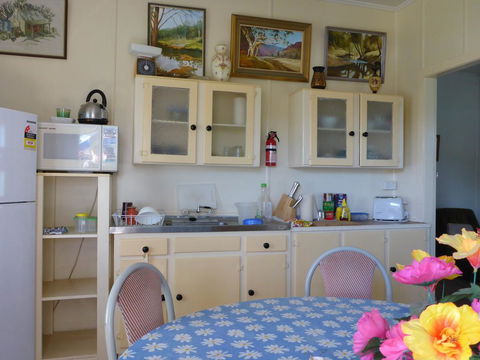 Kitches Cabin - Darwin Holiday 2