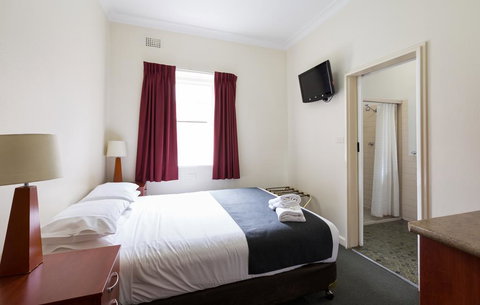 Knickerbocker Hotel - Darwin Holiday 0