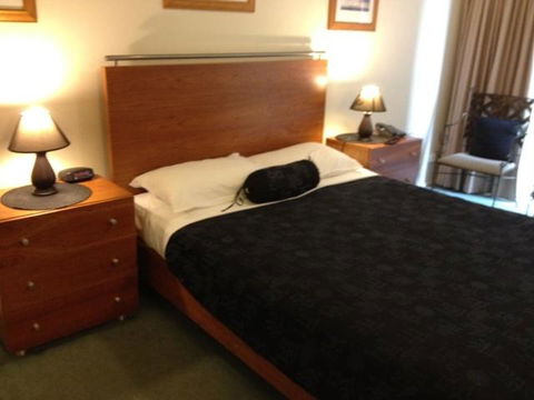 Knightsbridge Apartments - Darwin Holiday 2
