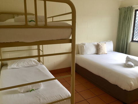 Koala Beach Resort Cairns - Darwin Holiday 1