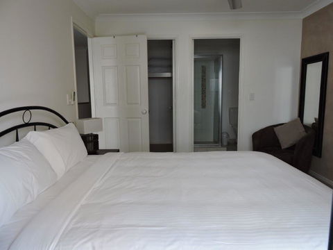 Koola Beach Apartments Bargara - Darwin Holiday 3