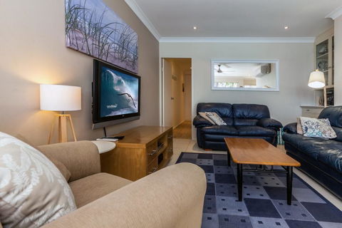 Kooringal, Unit 5/105 Soldiers Point Road - Darwin Holiday 2