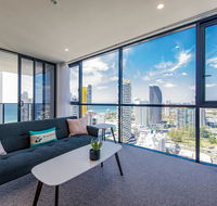 KOZYGURU BROADBEACH AMAZING VIEW 2 BED APT  FREE PARKING WALK TO BEACH QBR004 - Darwin Holiday