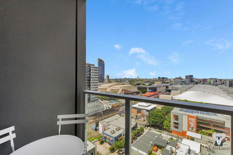 KOZYGURU South Brisbane Kozy Home Feel 1 Bed Free Parking - Darwin Holiday 1