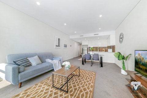 KOZYGURU WOLLI CREEK KOZY 3 BED APT + FREE PARKING NWC009 - Darwin Holiday 3