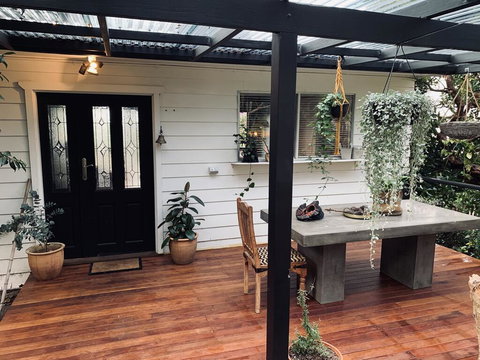 Kurrajong Heights Cottage - Darwin Holiday 2