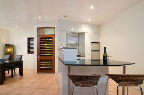 L'Auberge @ Noosa - Darwin Holiday 2