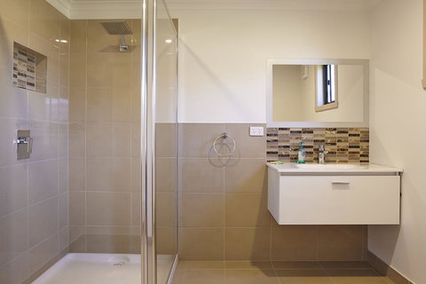 La Casa - Darwin Holiday 1