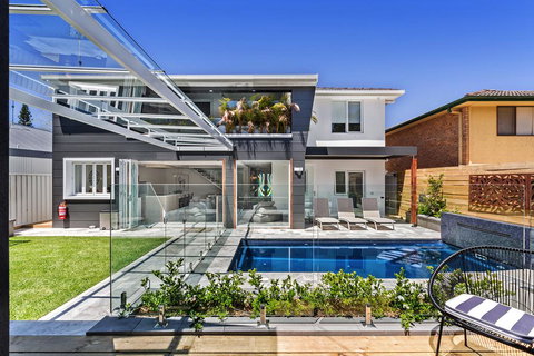 La Luna - Shoal Bay - Darwin Holiday 0