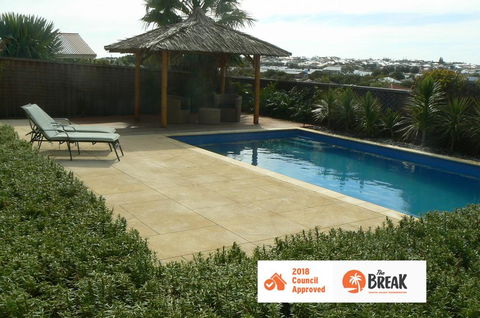 La Mer - Home With A Pool - Darwin Holiday 0