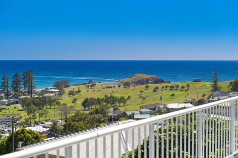 La Mer, 19 Dulconghi Street - Darwin Holiday 0