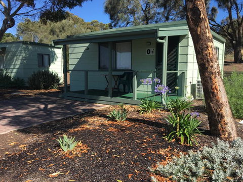 Lake Albert Caravan Park - Darwin Holiday 0