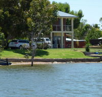 Lake Boga Waterfront Holiday House - Darwin Holiday
