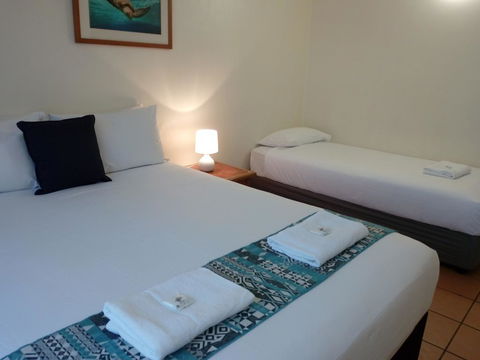 Lake Central Cairns - Darwin Holiday 0