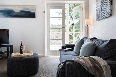 Lake Daylesford Apartment 2 - Darwin Holiday 0
