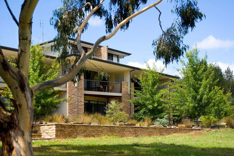 Lake Daylesford Lodge 4 - Darwin Holiday 0