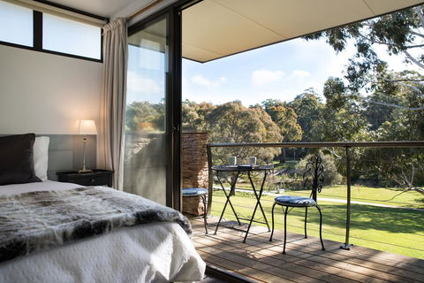 Lake Daylesford Lodge 6 - Darwin Holiday 0