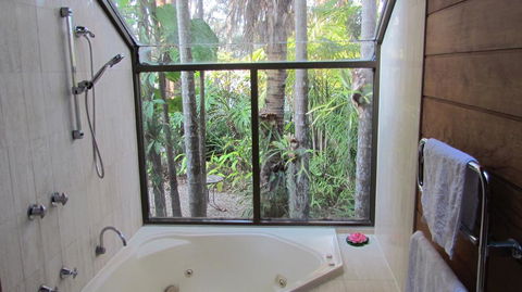 Lake Russell Luxury Retreat - Darwin Holiday 0