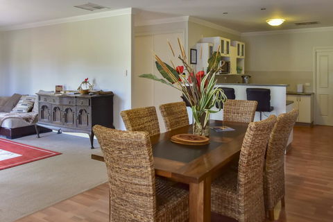 Lake Tyrrell Accommodation LTA - Darwin Holiday 1