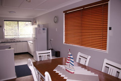 Lakes Edge Cottage - Darwin Holiday 3